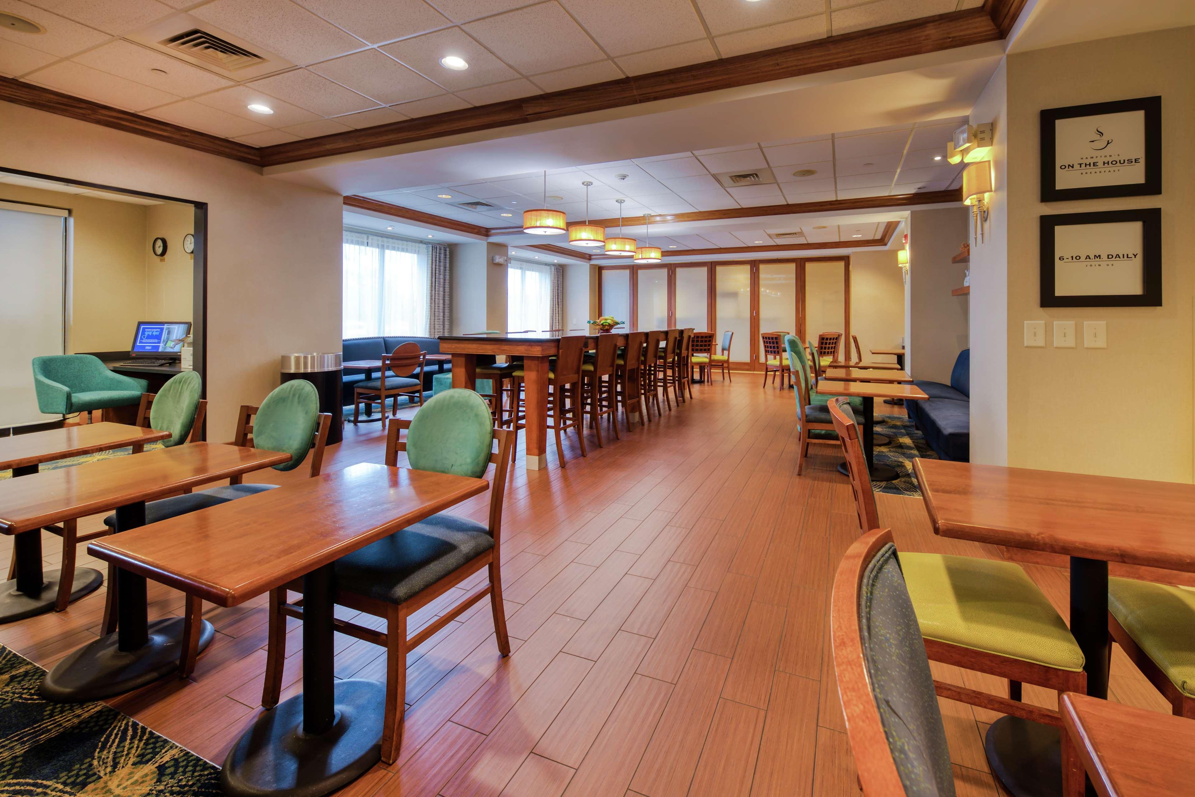 Hampton Inn Wilmington University Area Eksteriør billede